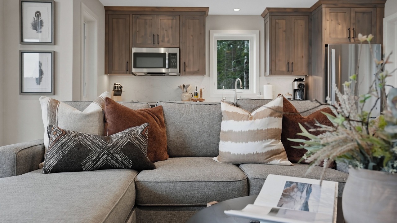 Photo of Livingroom in Harrison