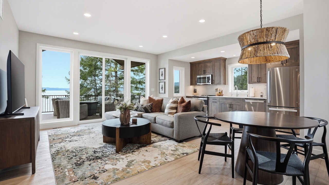 Photo of Livingroom in Harrison