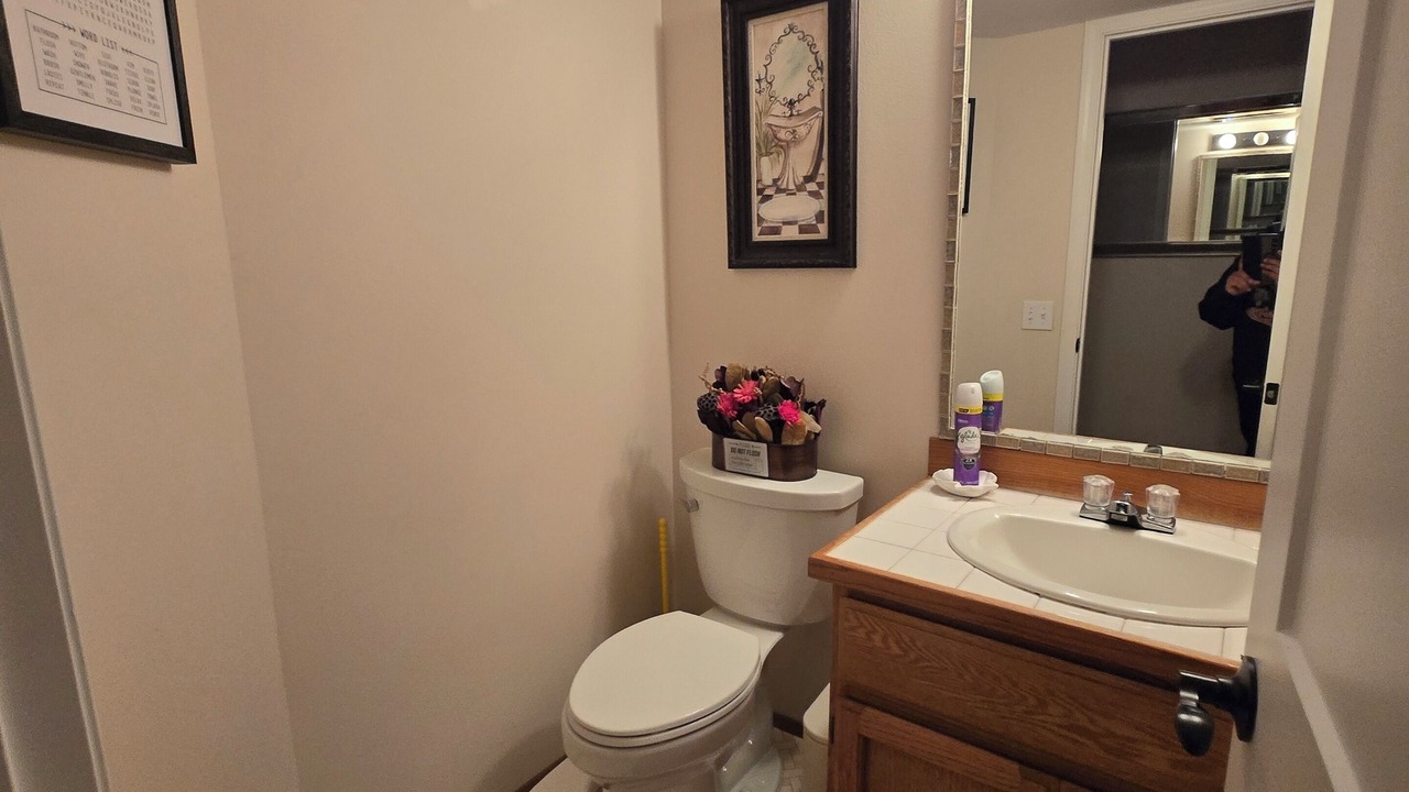 Photo of Bathroom in Rollingbay