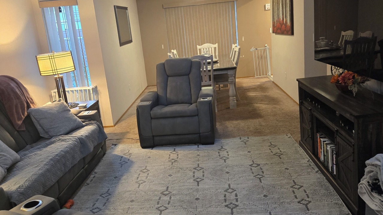Photo of Livingroom in Rollingbay