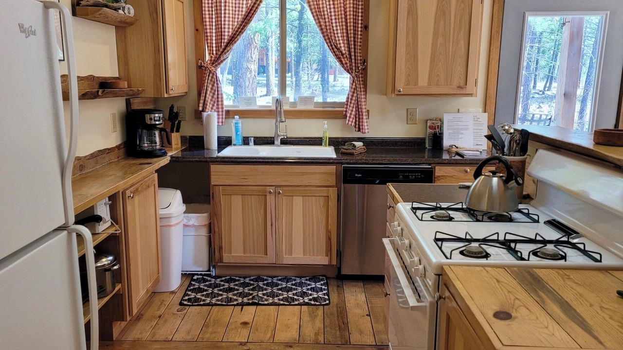 Photo of Kitchen in Mazama