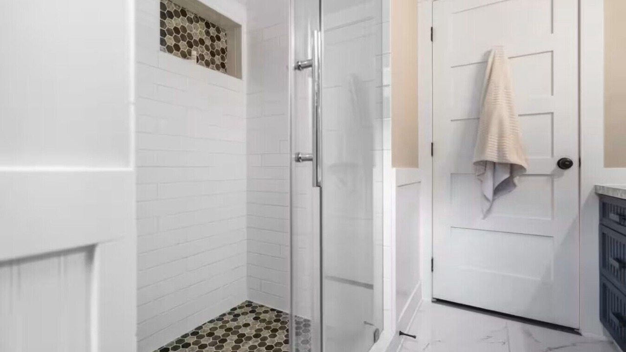 Photo of Bathroom in Oroville