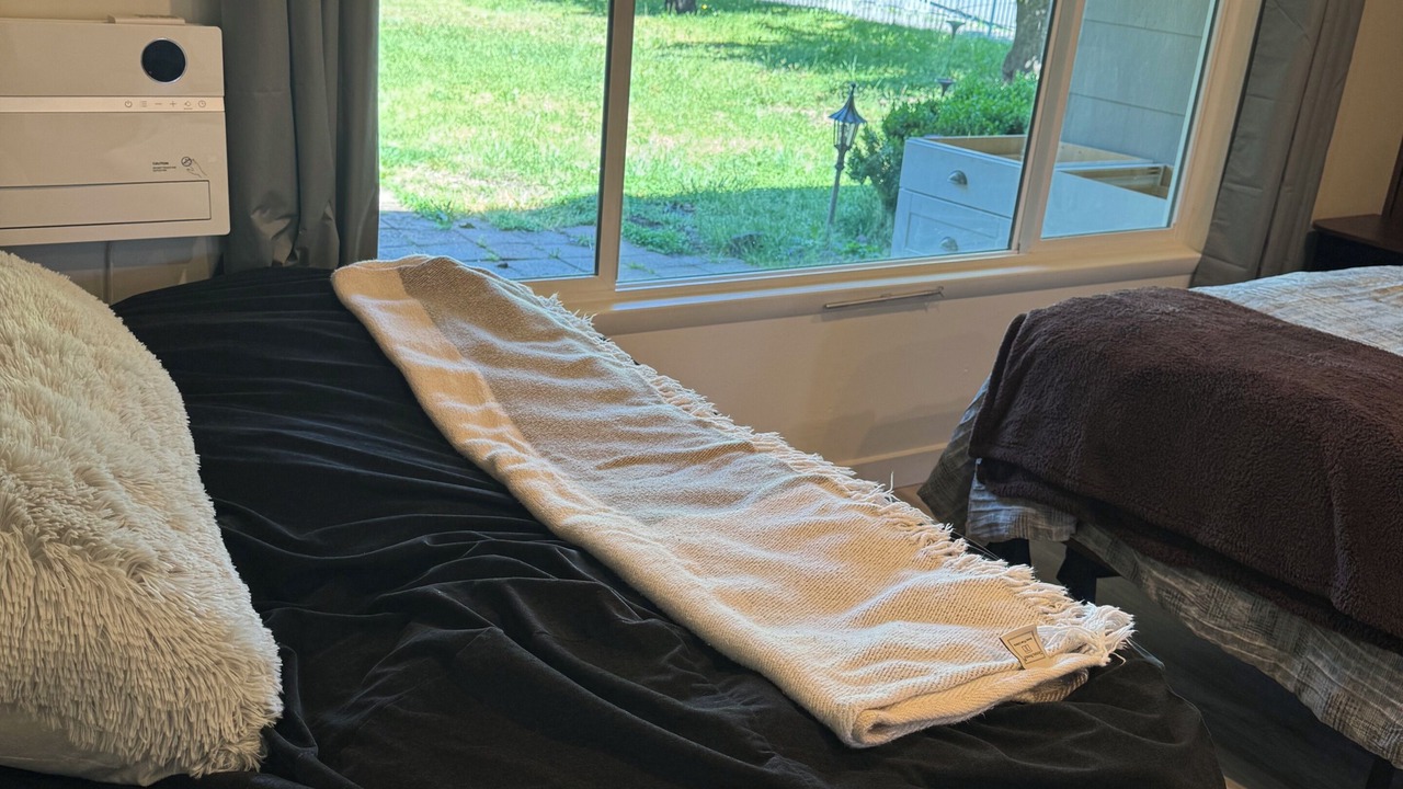 Photo of Bedroom in Oakridge