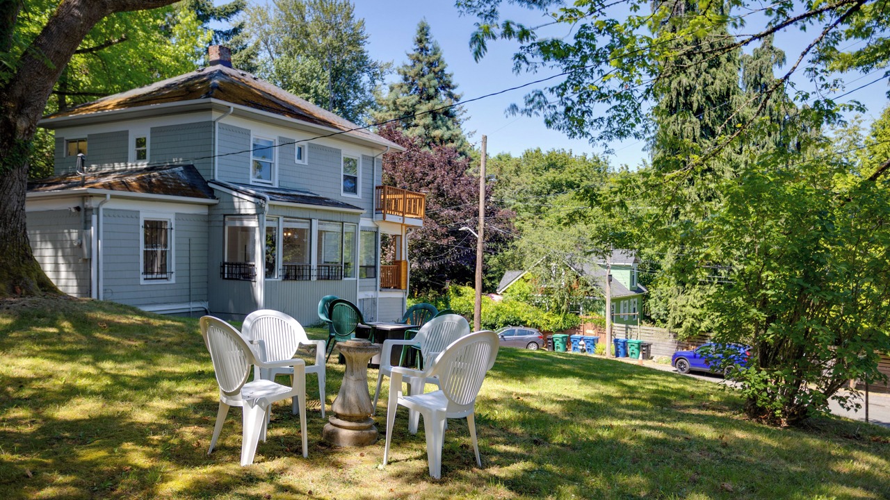 Photo of Outdoor in Mid-Beacon Hill