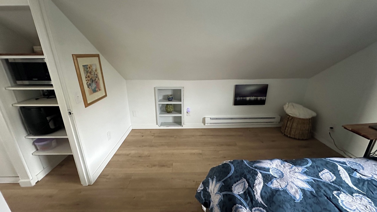 Photo of Bedroom in Everett