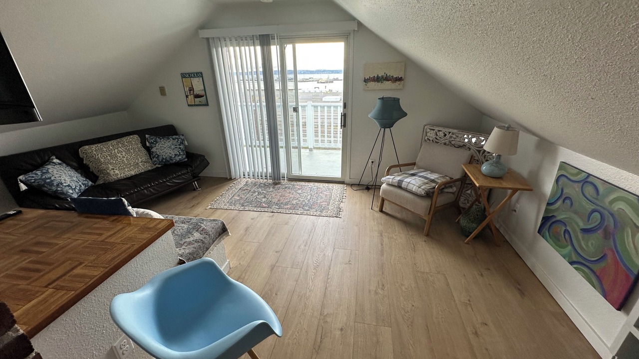 Photo of Livingroom in Everett