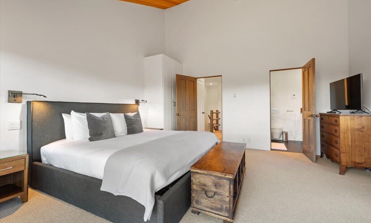 Photo of Bedroom in Spring Creek Ranch
