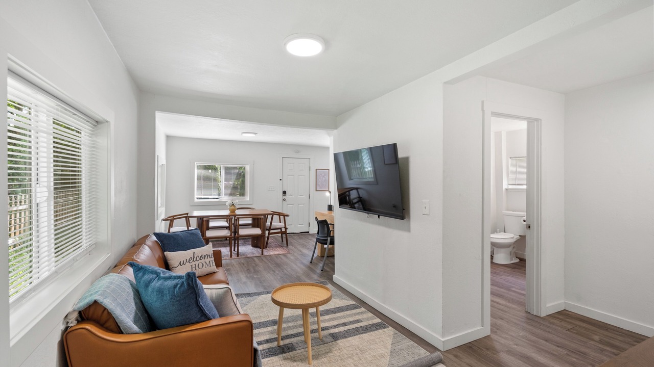 Photo of Livingroom in Bremerton
