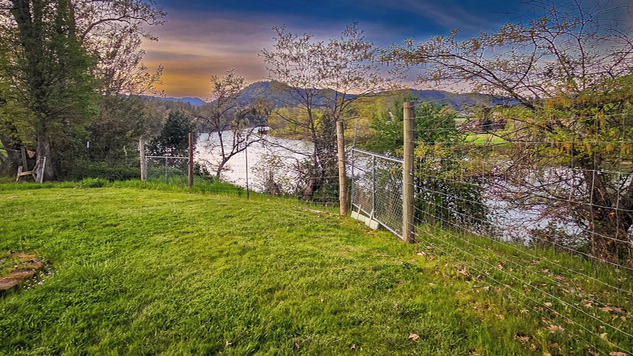 Photo of Outdoor in Roseburg
