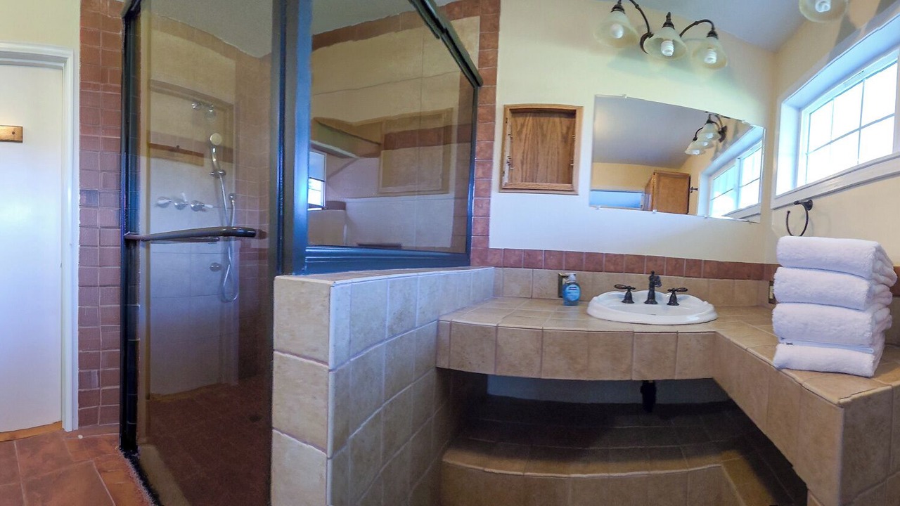 Photo of Bathroom in Roseburg