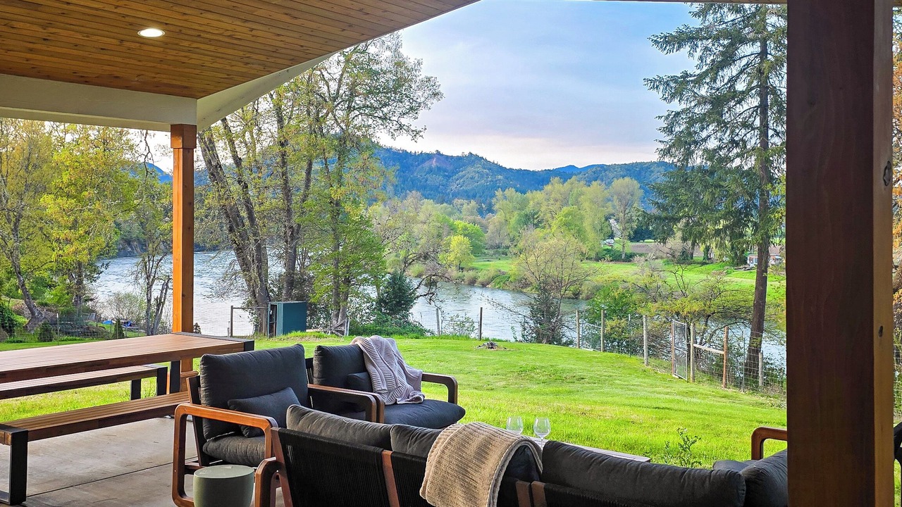 Photo of Outdoor in Roseburg