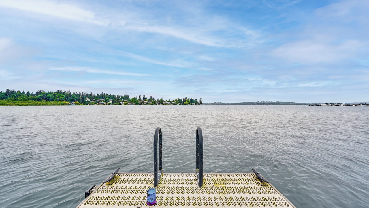 Photo of Outdoor in Lakeview