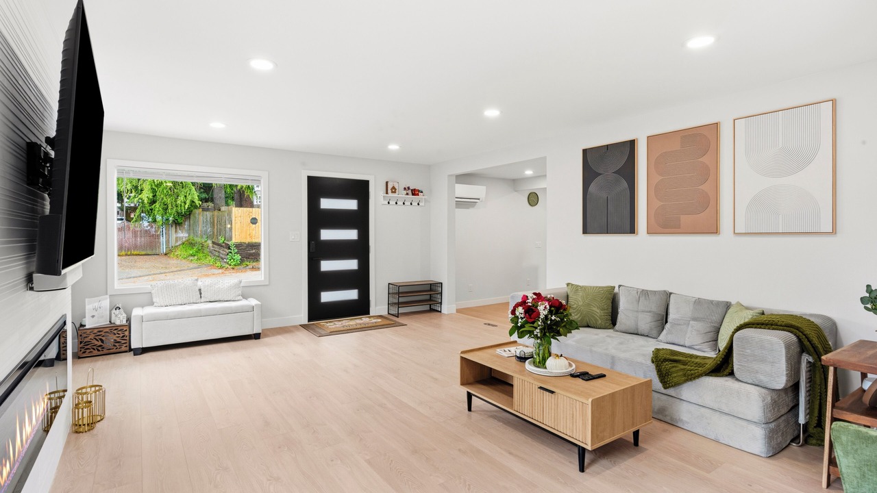 Photo of Livingroom in Tukwila