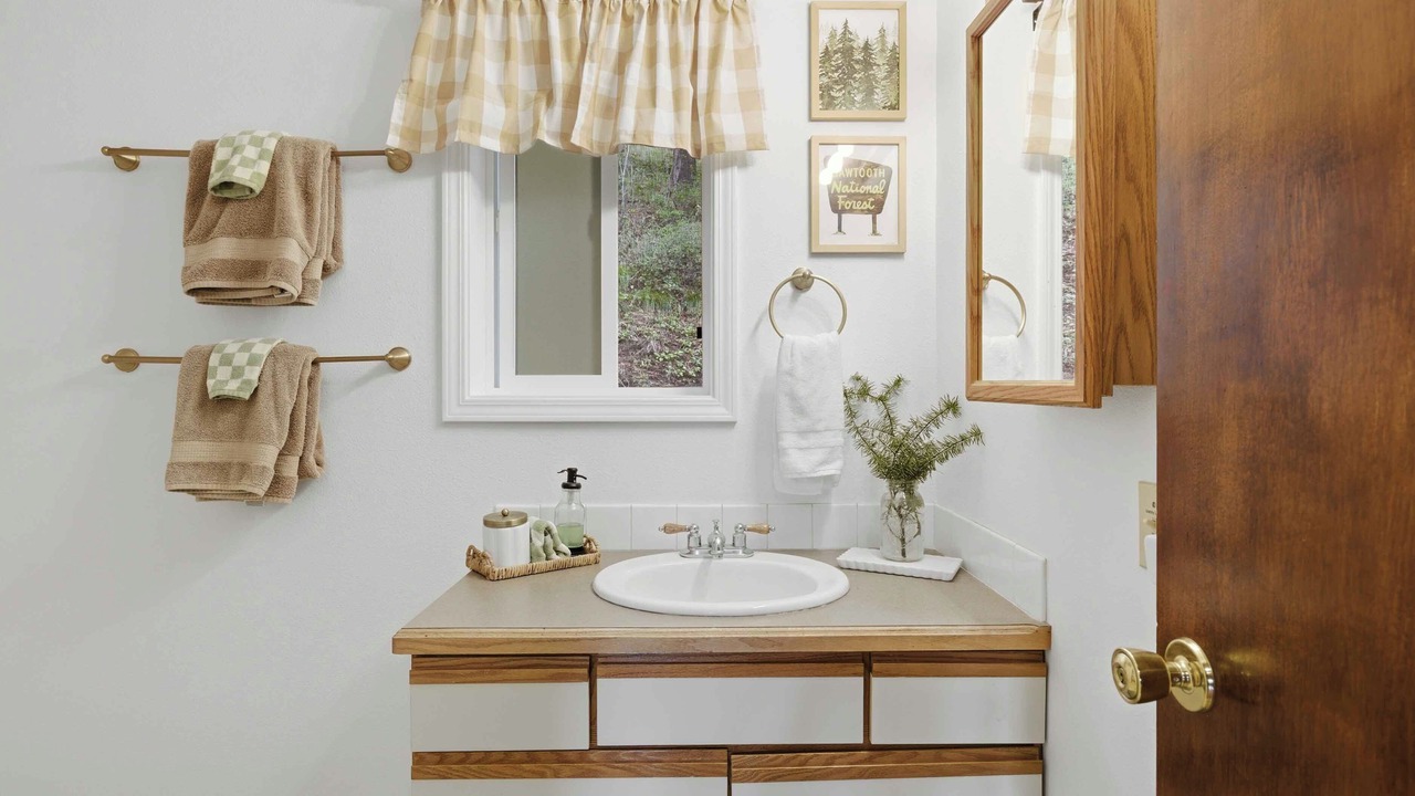 Photo of Bathroom in Mountain Home