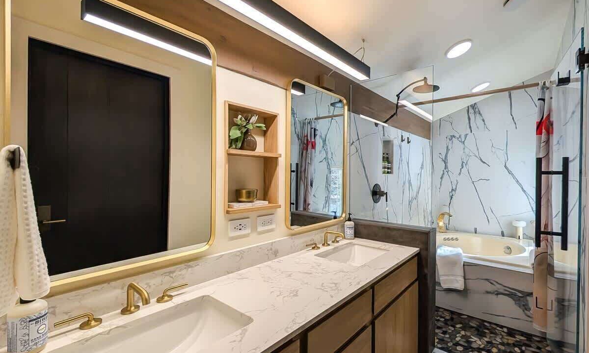 Photo of Bathroom in Hailey