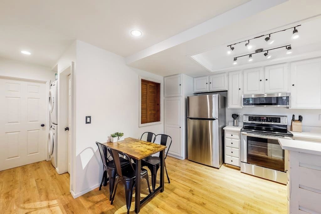 Photo of Kitchen in Elkhorn Village