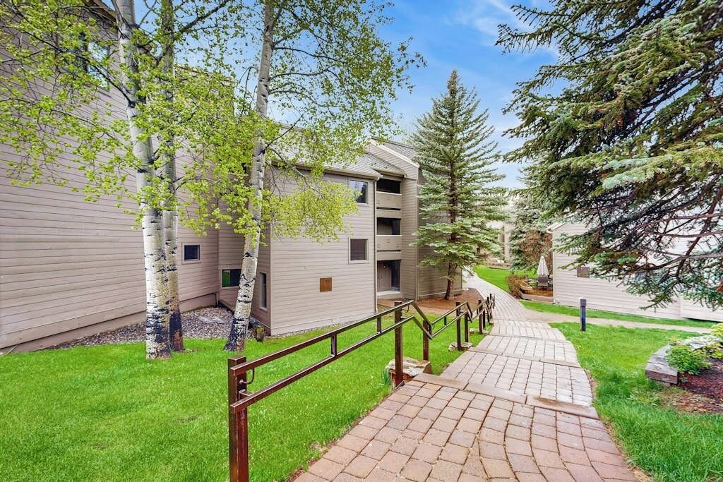 Photo of Outdoor in Elkhorn Village