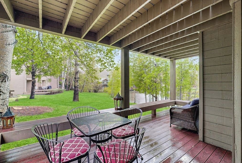 Photo of Outdoor in Elkhorn Village