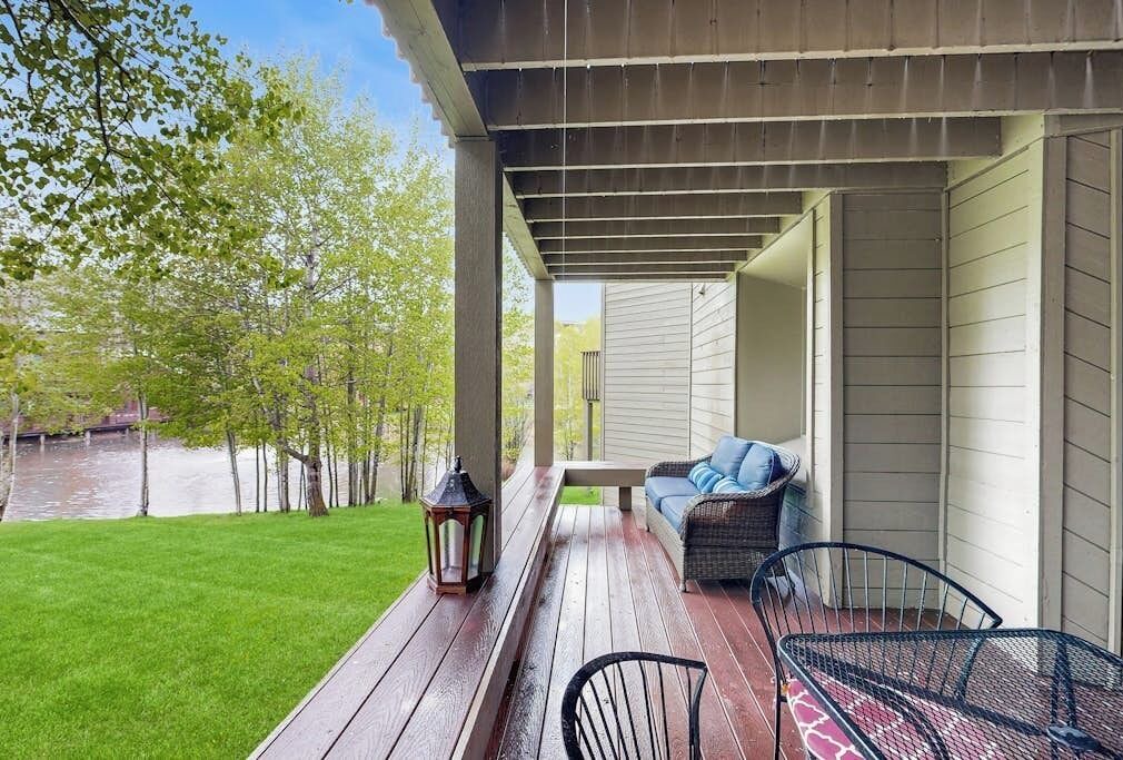 Photo of Patio Balcony in Elkhorn Village