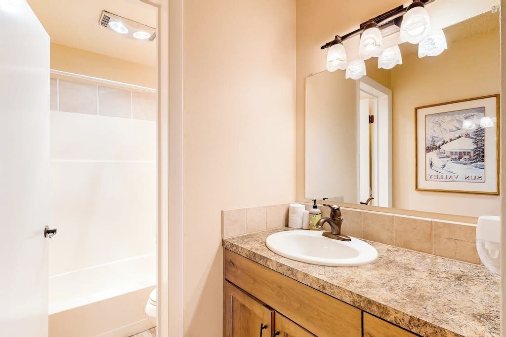 Photo of Bathroom in Elkhorn Village