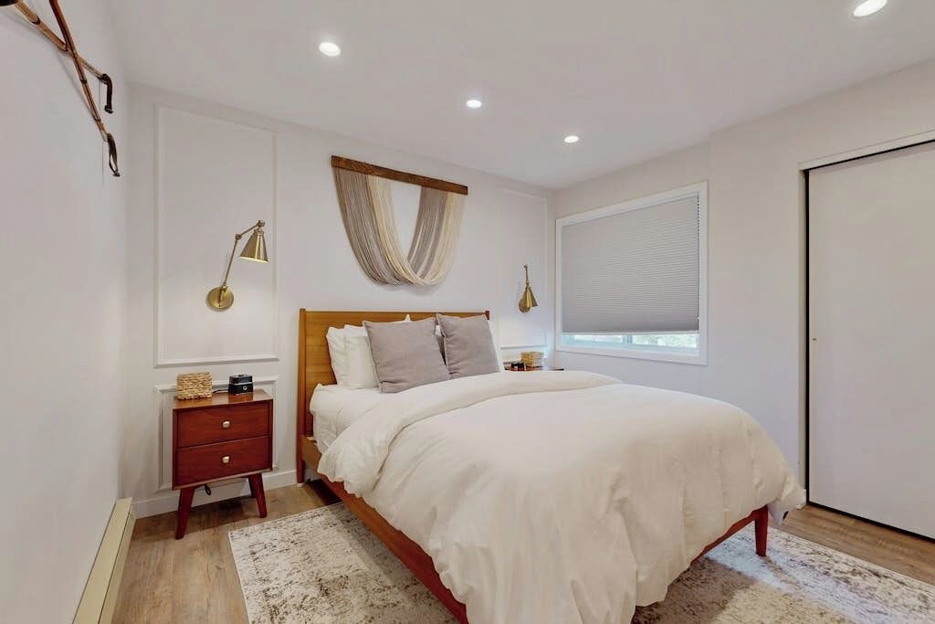 Photo of Bedroom in Elkhorn Village