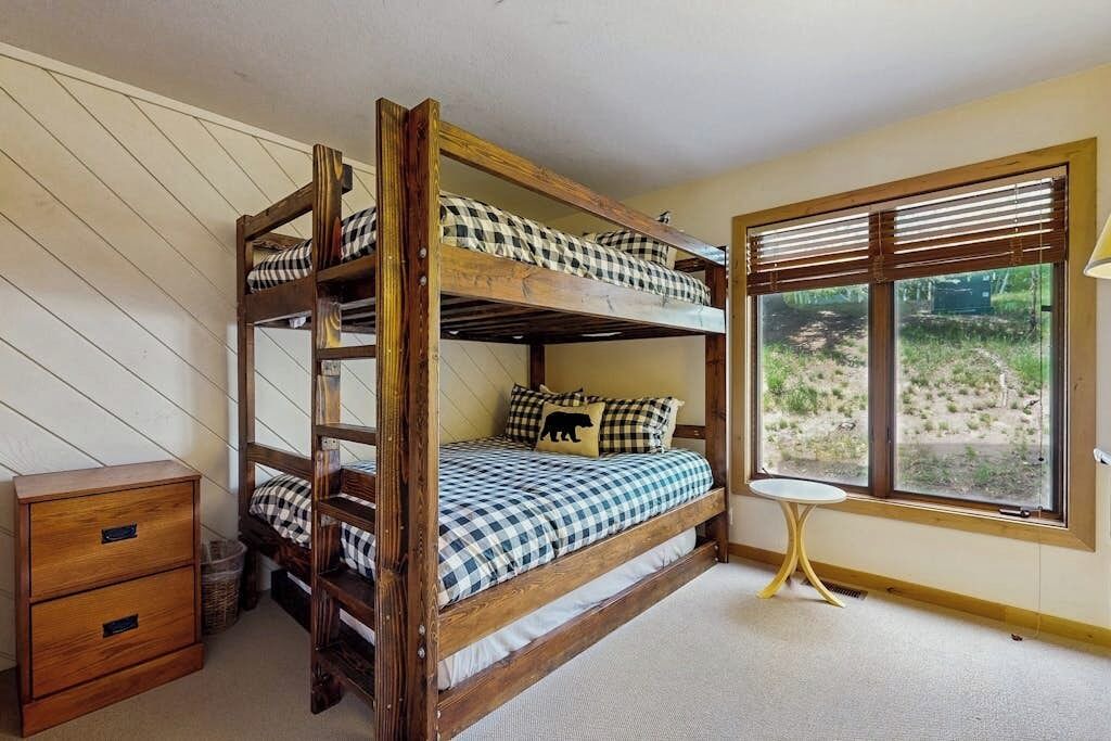 Photo of Bedroom in Elkhorn Village