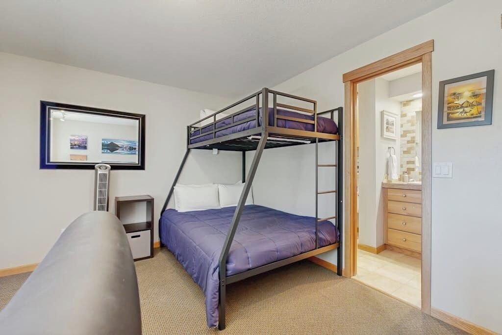 Photo of Bedroom in Elkhorn Village