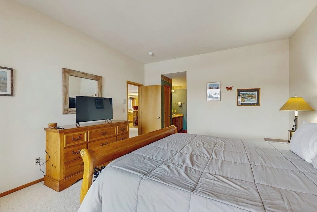 Photo of Bedroom in Big Sky Meadow Village