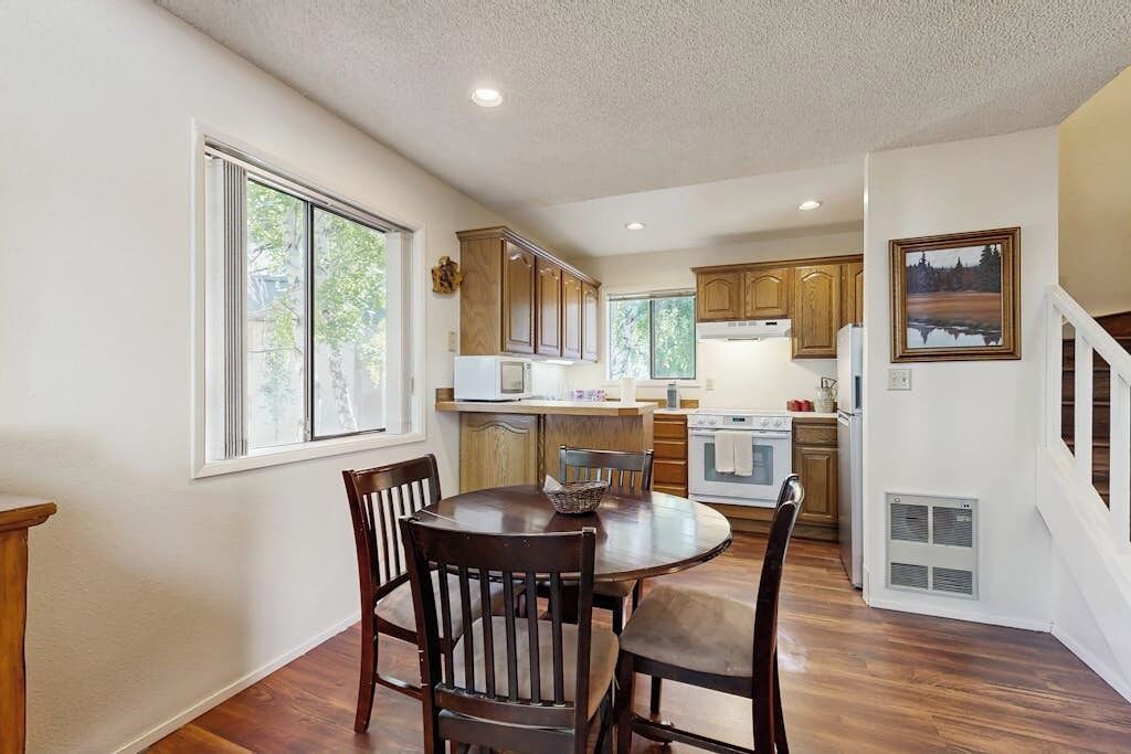 Photo of Kitchen in Elkhorn Village