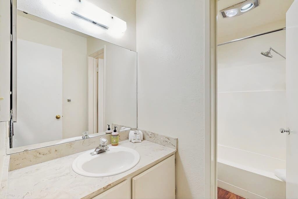 Photo of Bathroom in Elkhorn Village