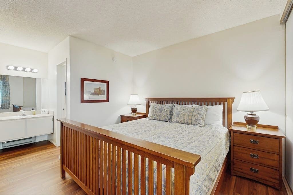 Photo of Bedroom in Elkhorn Village