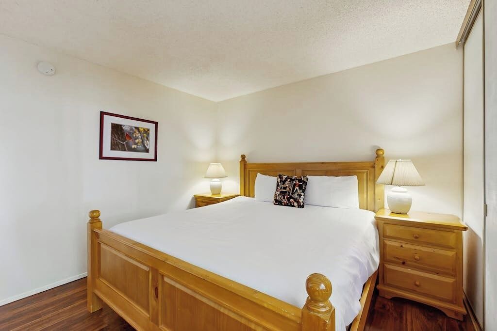 Photo of Bedroom in Elkhorn Village