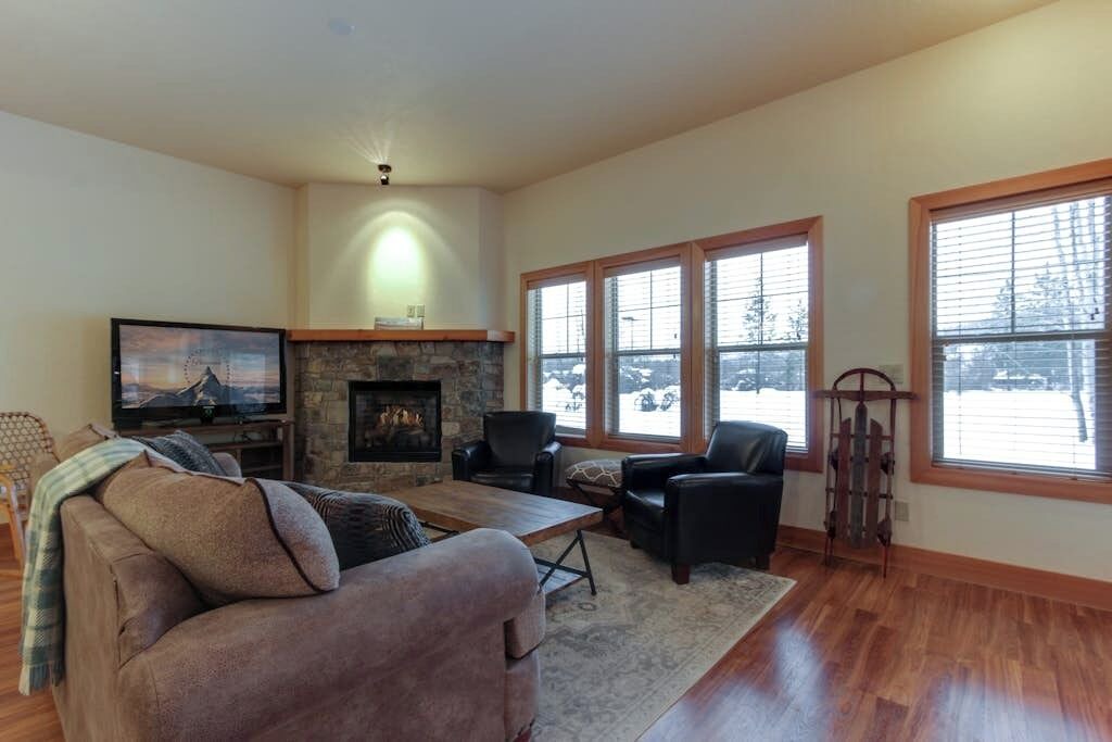 Photo of Livingroom in Dover Bay