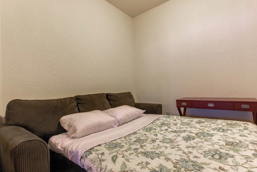 Photo of Bedroom in Dover Bay