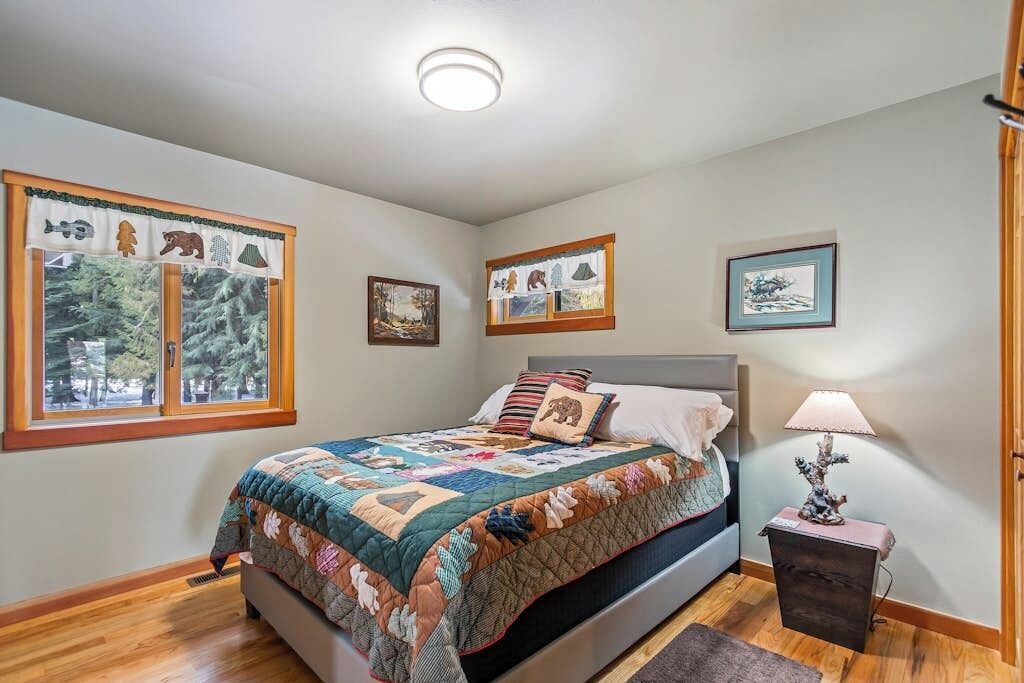 Photo of Bedroom in Clark Fork