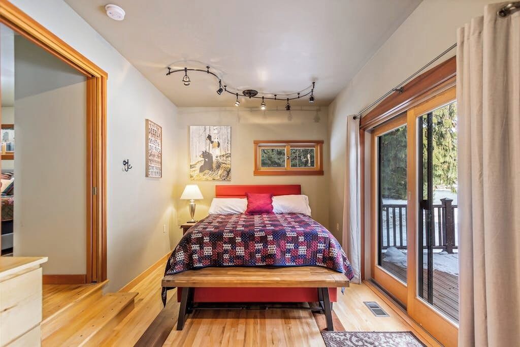 Photo of Bedroom in Clark Fork