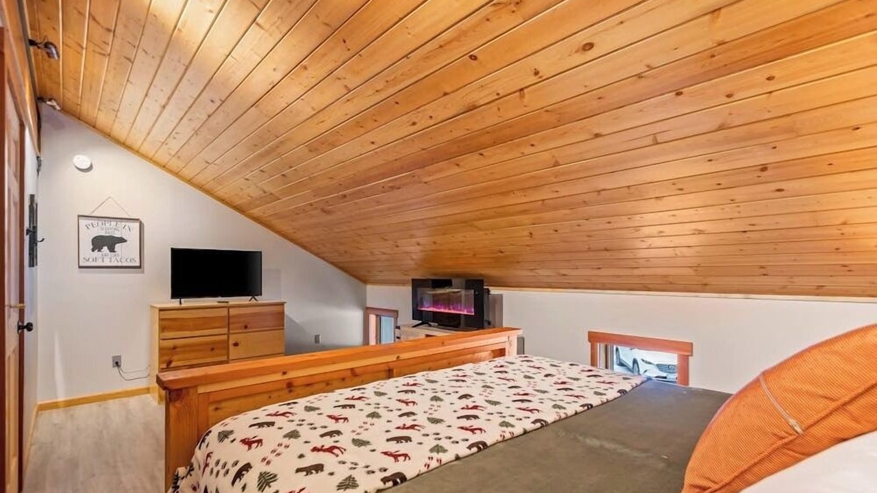 Photo of Bedroom in Clark Fork