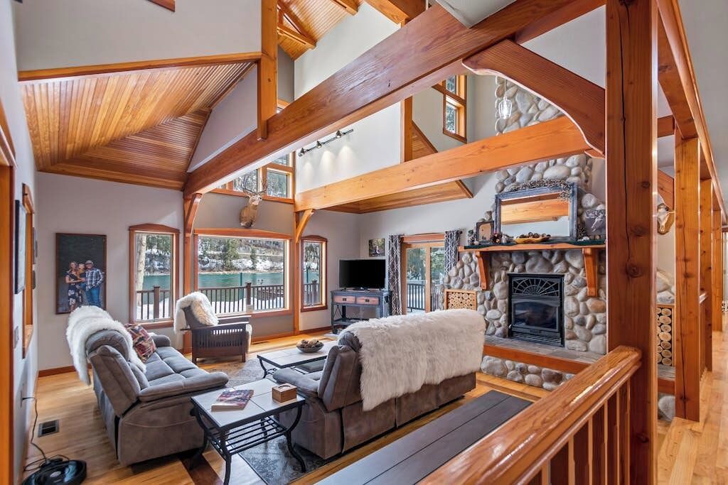 Photo of Livingroom in Clark Fork