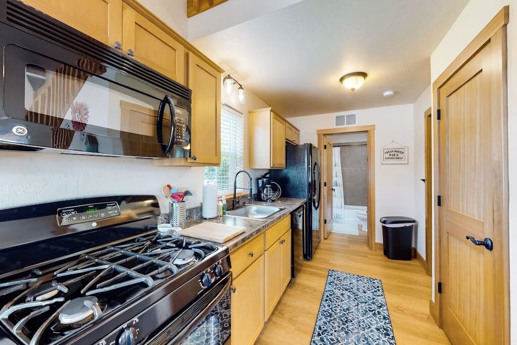 Photo of Kitchen in Dover Bay