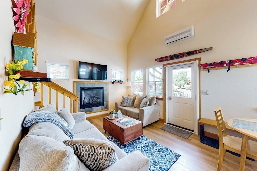 Photo of Livingroom in Dover Bay
