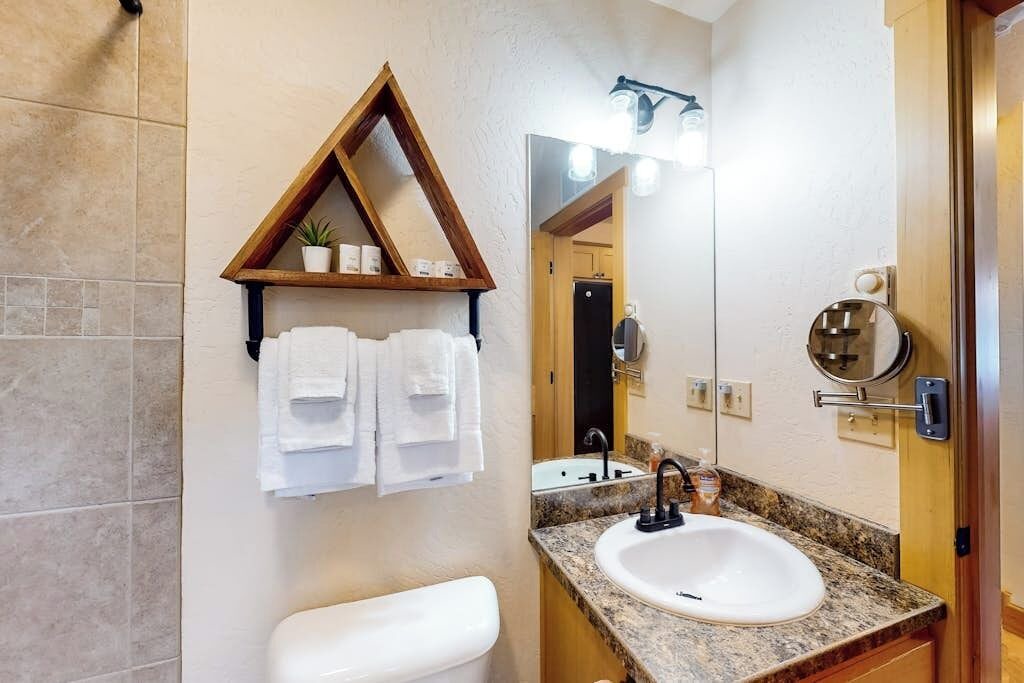 Photo of Bathroom in Dover Bay