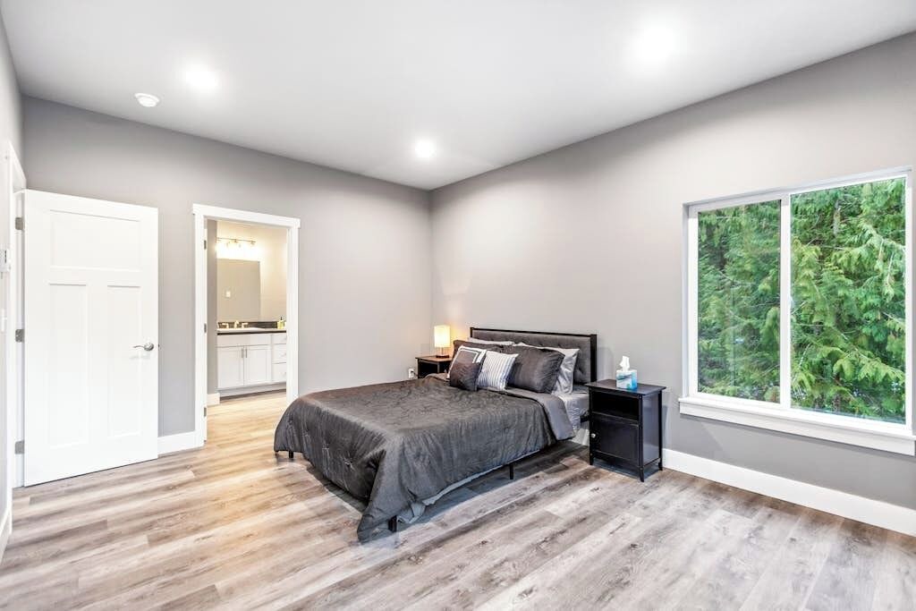 Photo of Bedroom in Sandpoint