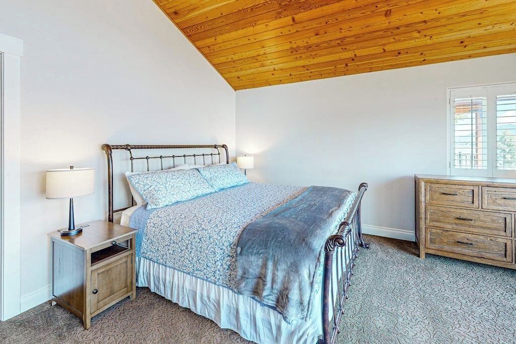 Photo of Bedroom in East Hope