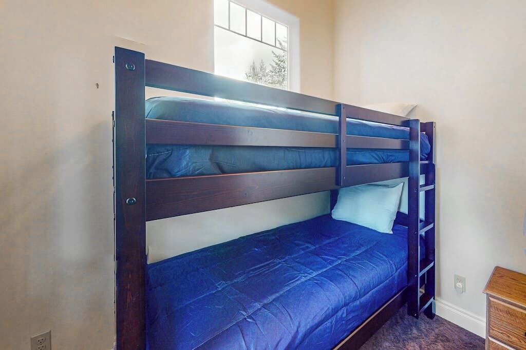 Photo of Bedroom in East Hope