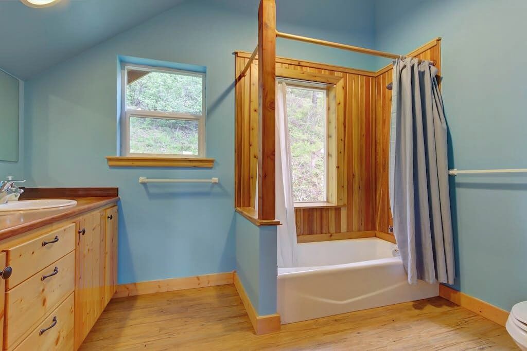 Photo of Bathroom in Sagle