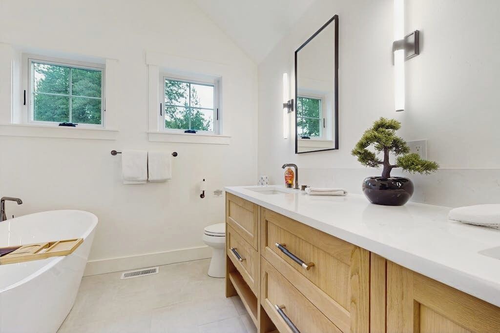 Photo of Bathroom in Dover Bay