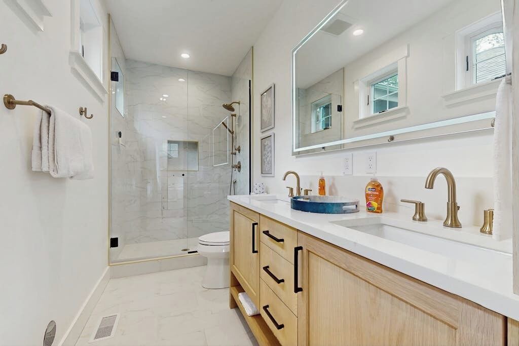 Photo of Bathroom in Dover Bay