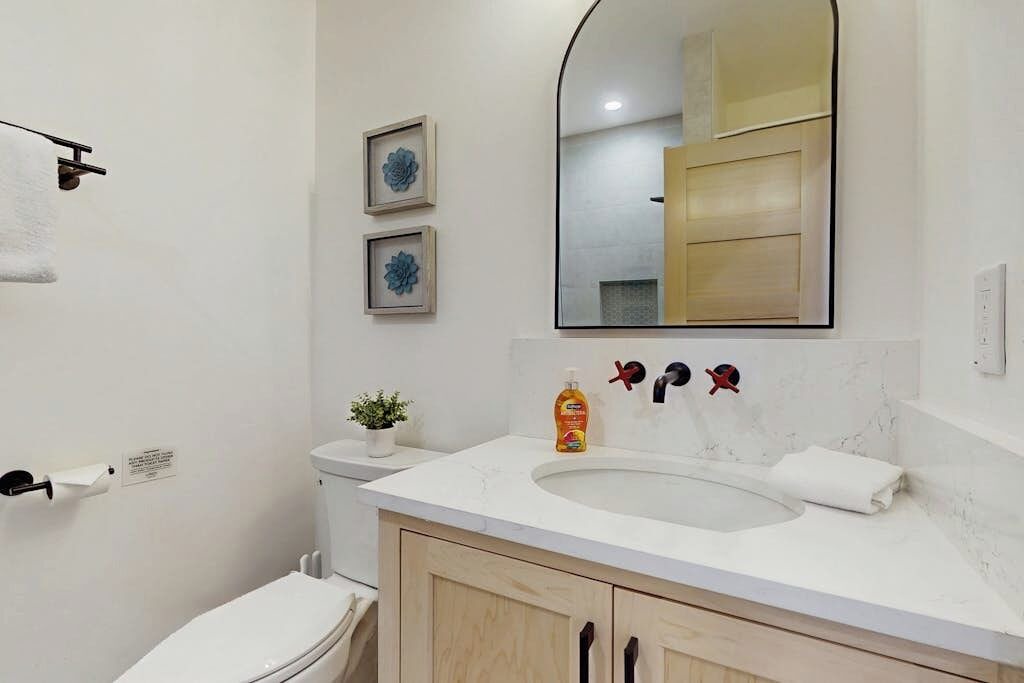 Photo of Bathroom in Dover Bay