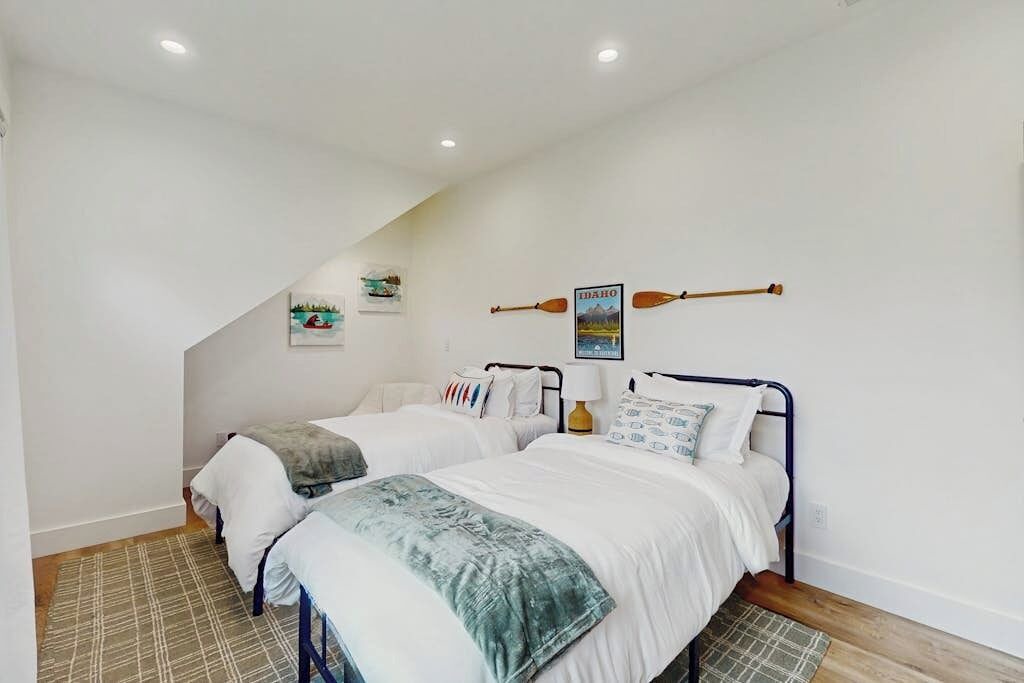 Photo of Bedroom in Dover Bay