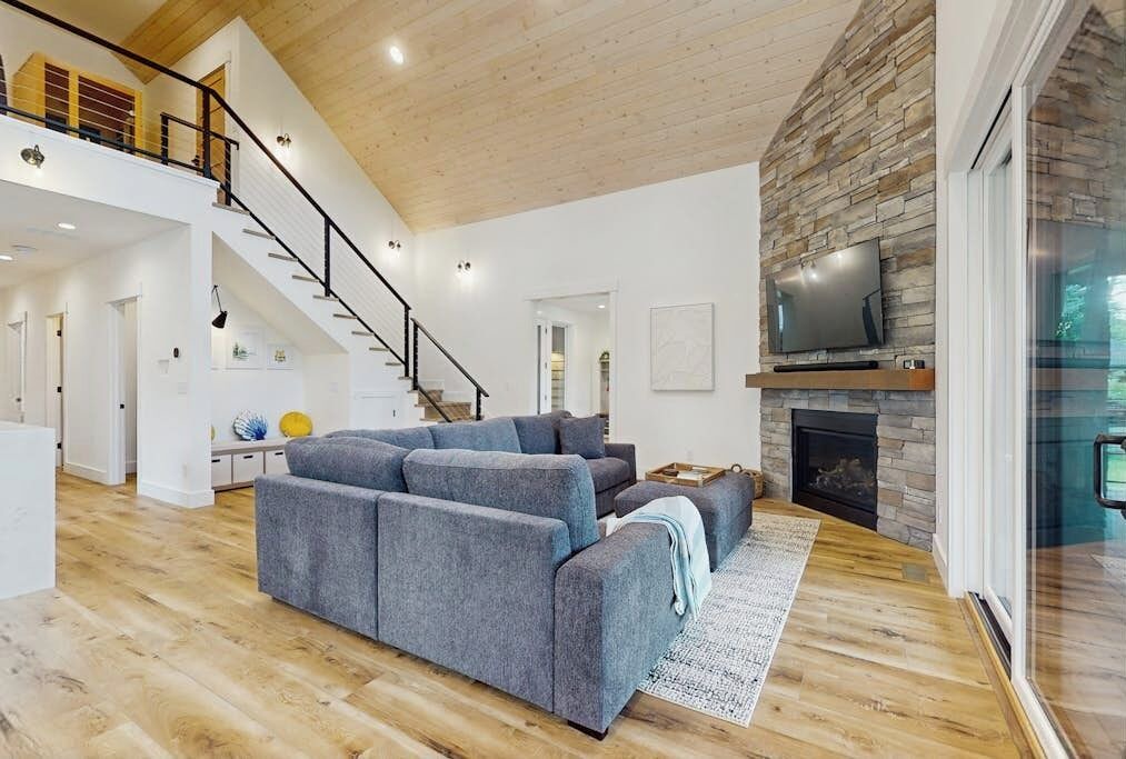Photo of Livingroom in Dover Bay